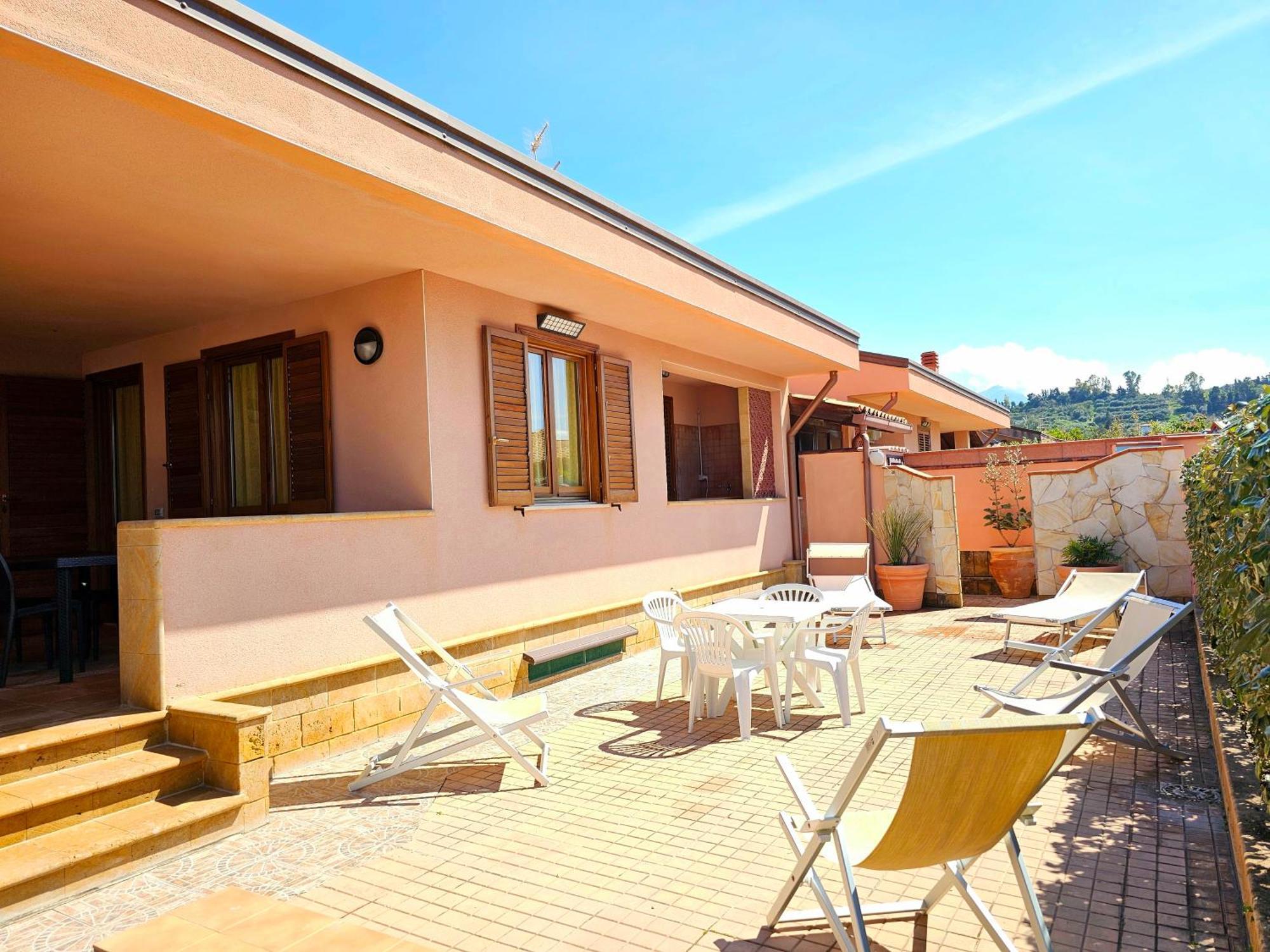 Costa Mediterranea Holiday Homes Campofelice Di Roccella Exteriör bild