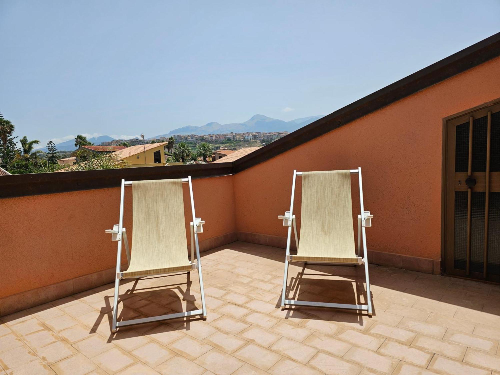 Costa Mediterranea Holiday Homes Campofelice Di Roccella Rum bild