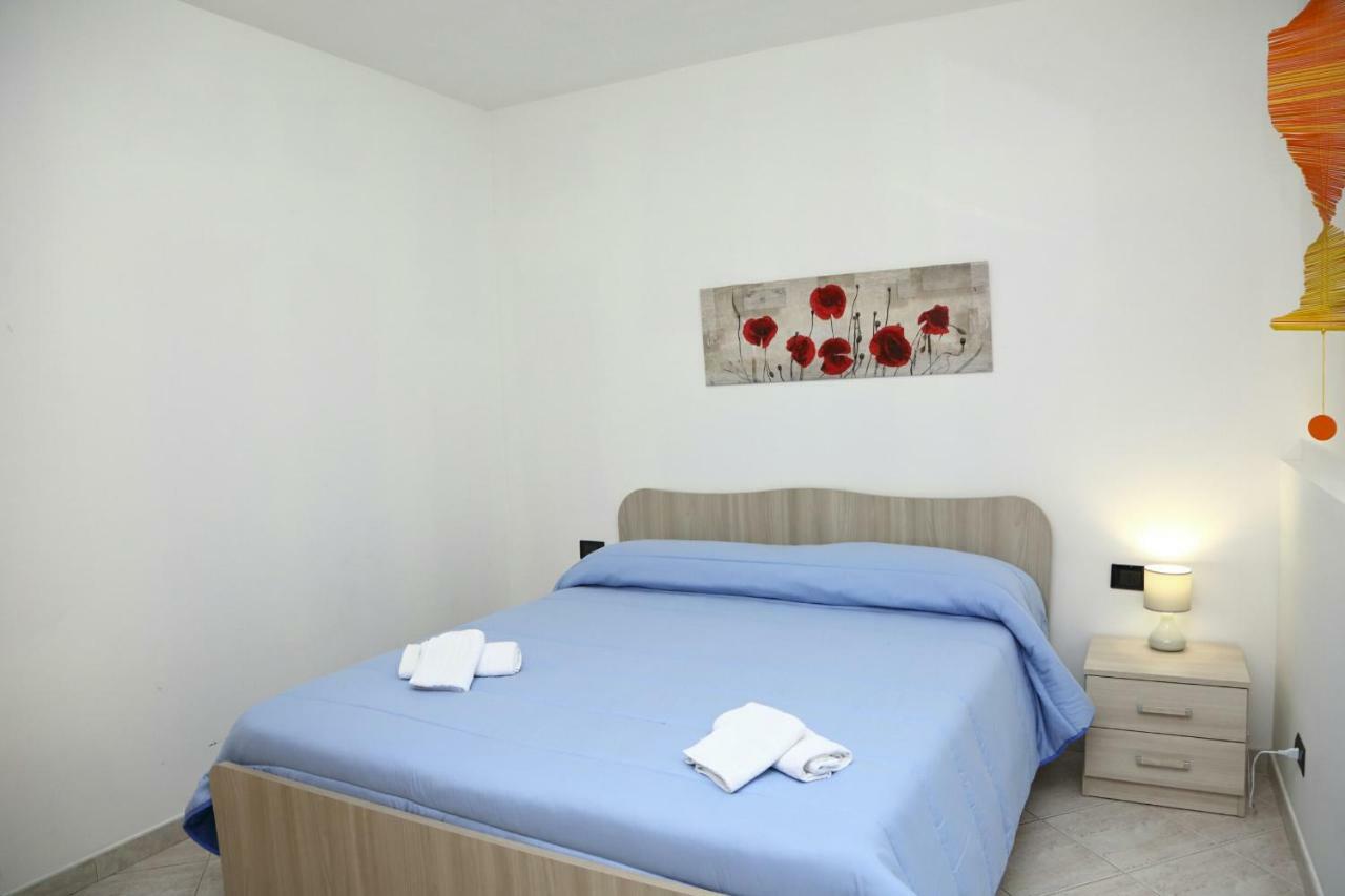 Costa Mediterranea Holiday Homes Campofelice Di Roccella Exteriör bild